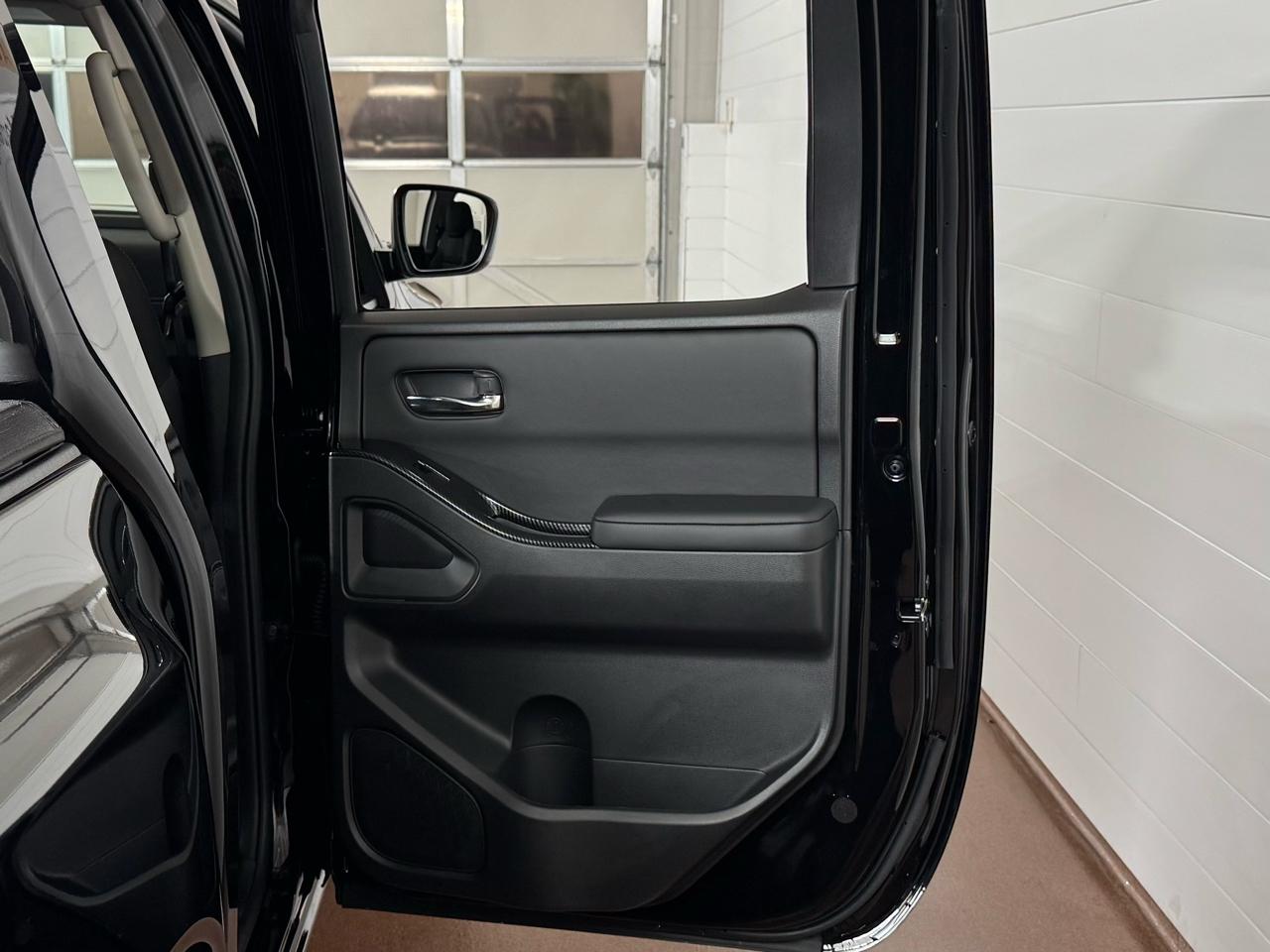 Nissan Frontier  2025