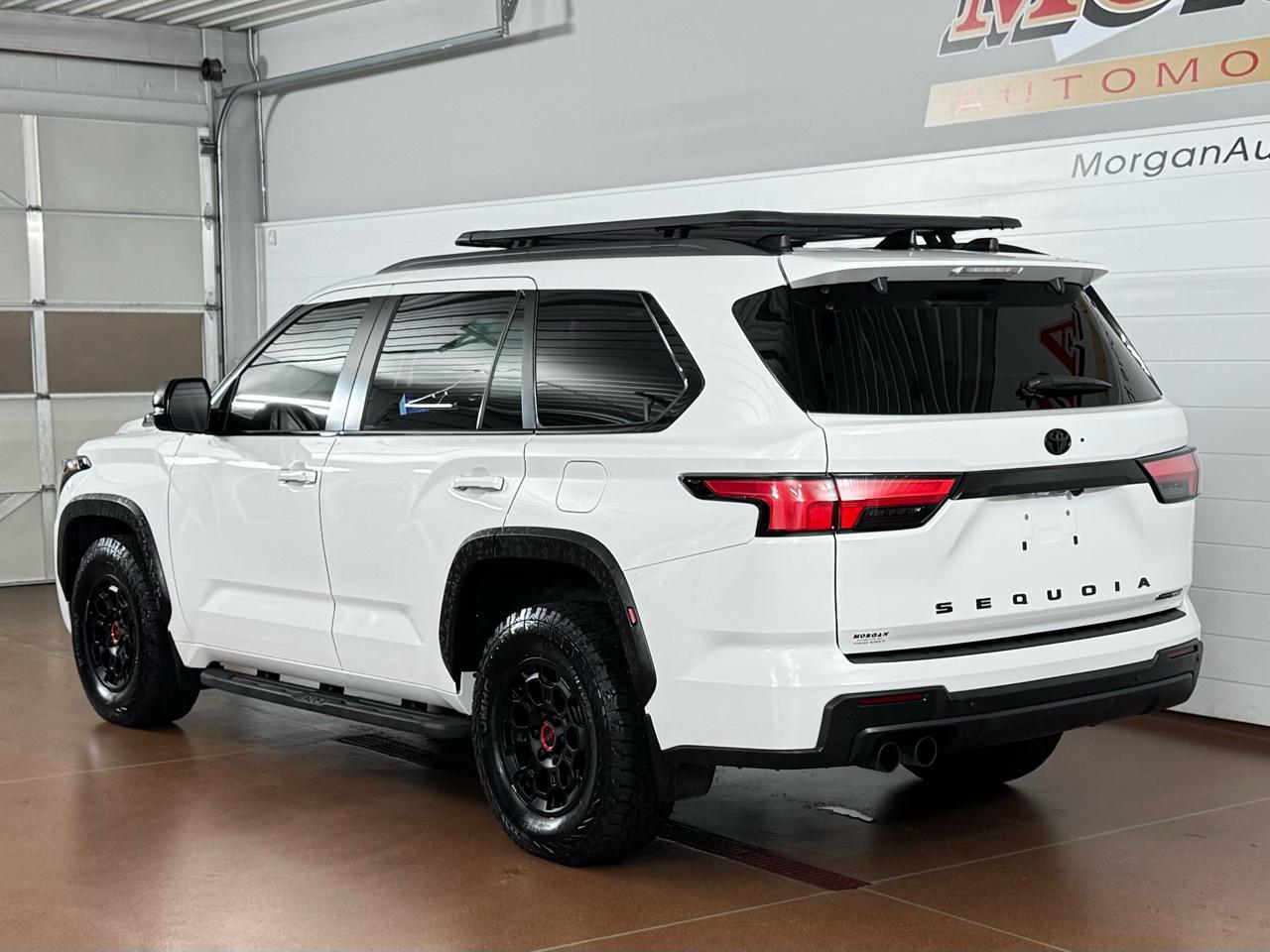 Toyota Sequoia  2025