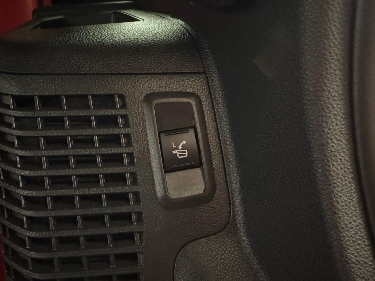 Toyota Sequoia  2025