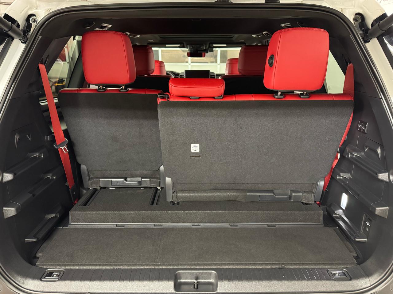 Toyota Sequoia  2025