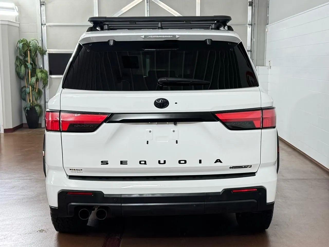 Toyota Sequoia  2025