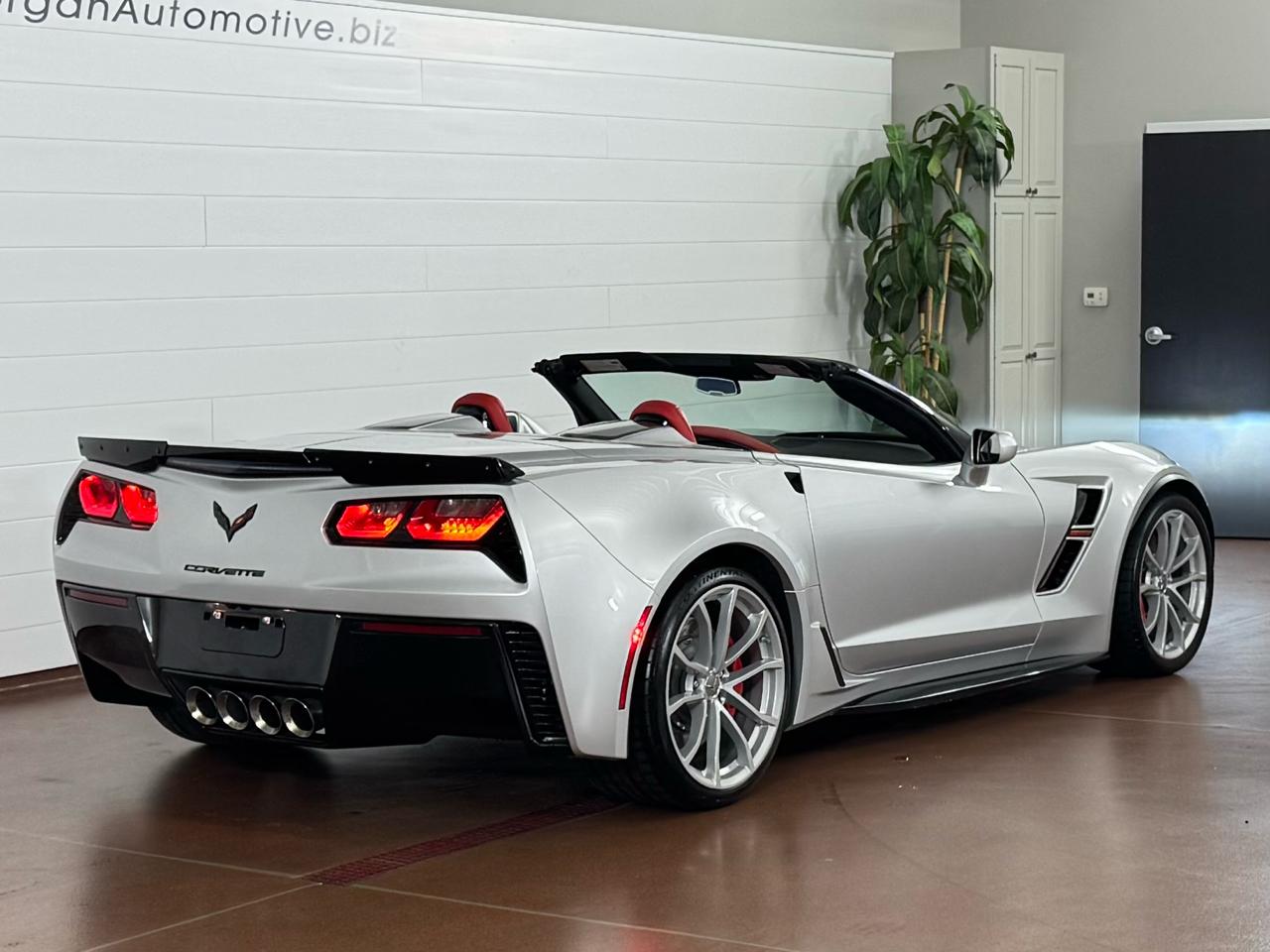 Chevrolet Corvette 2dr Grand Sport Conv w/2LT 2019