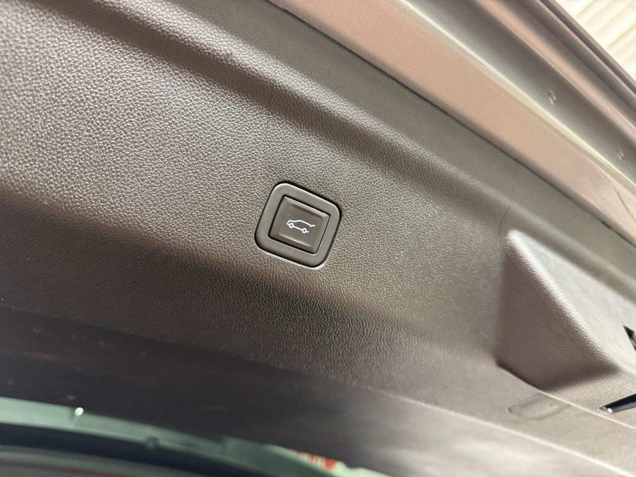 Chevrolet Tahoe LT 4WD 2024