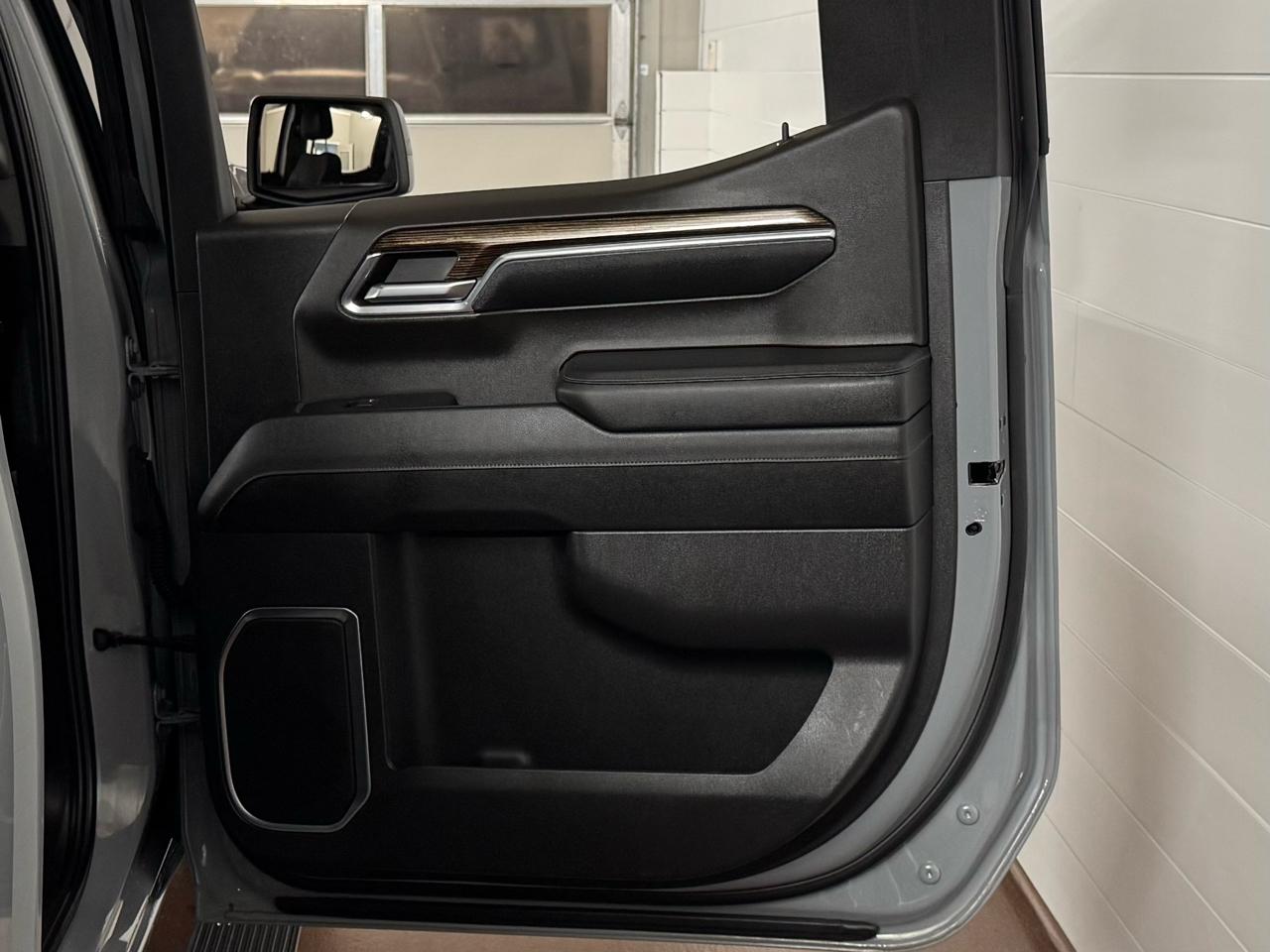 GMC Sierra 1500 Elevation Crew Cab 4WD 2024