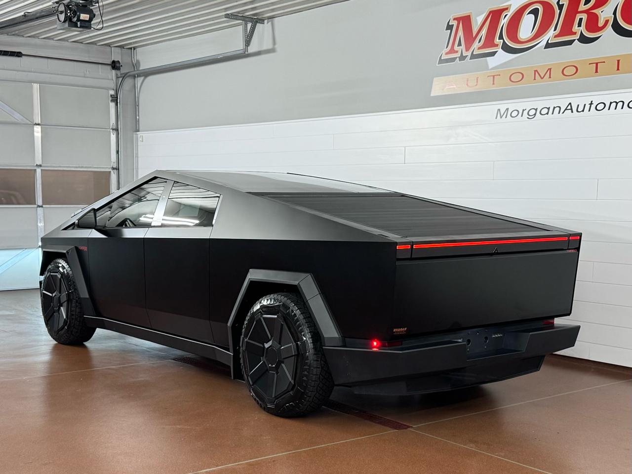 Tesla Cybertruck  2024