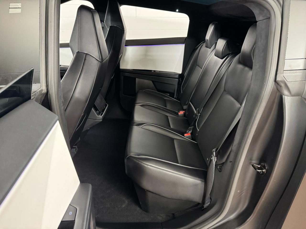 Tesla Cybertruck  2024