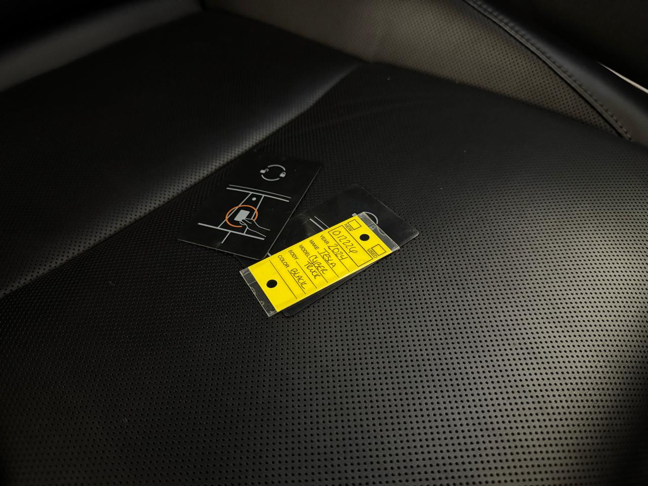 Tesla Cybertruck  2024