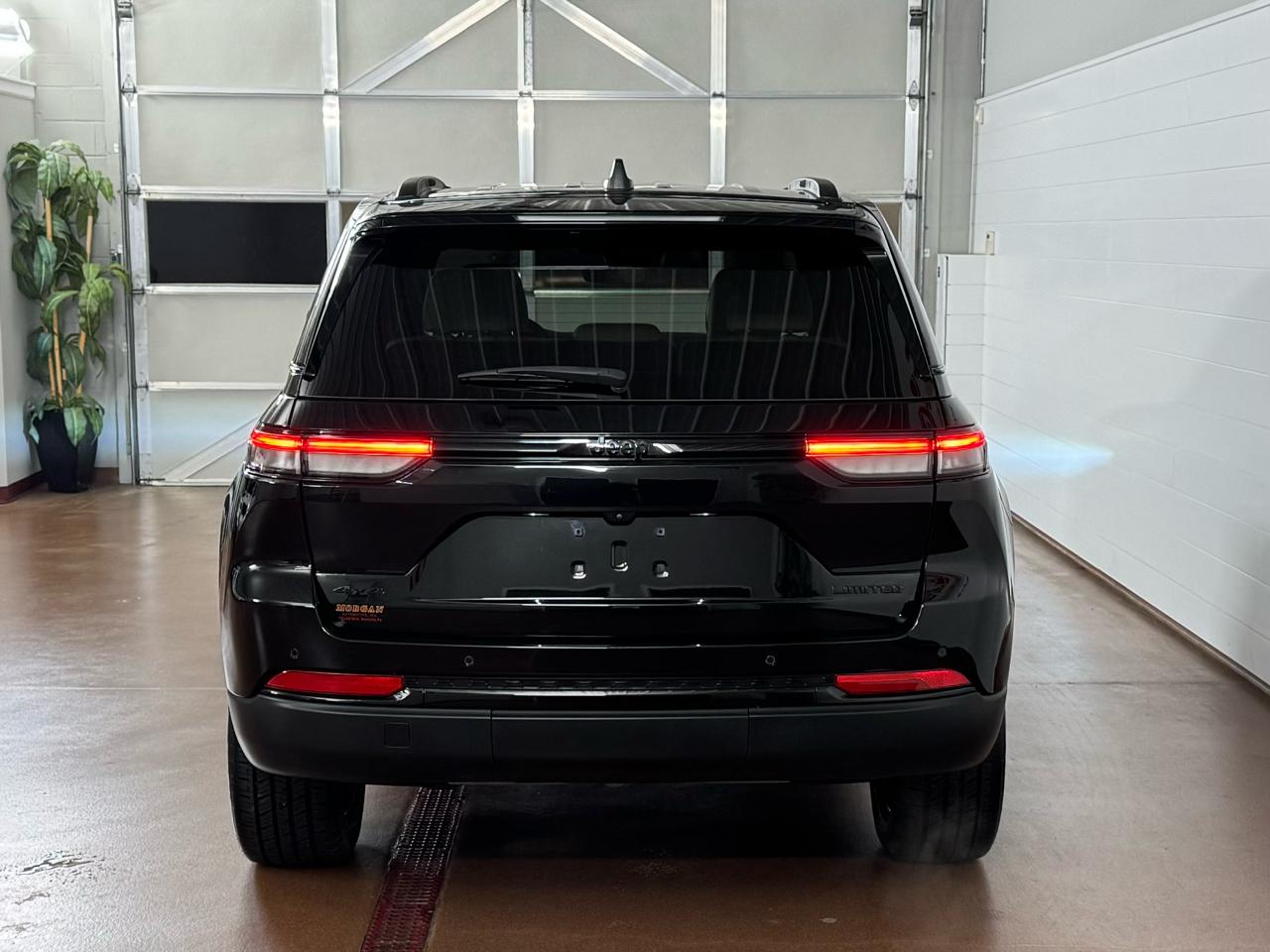 Jeep Grand Cherokee Limited 4x4 2023