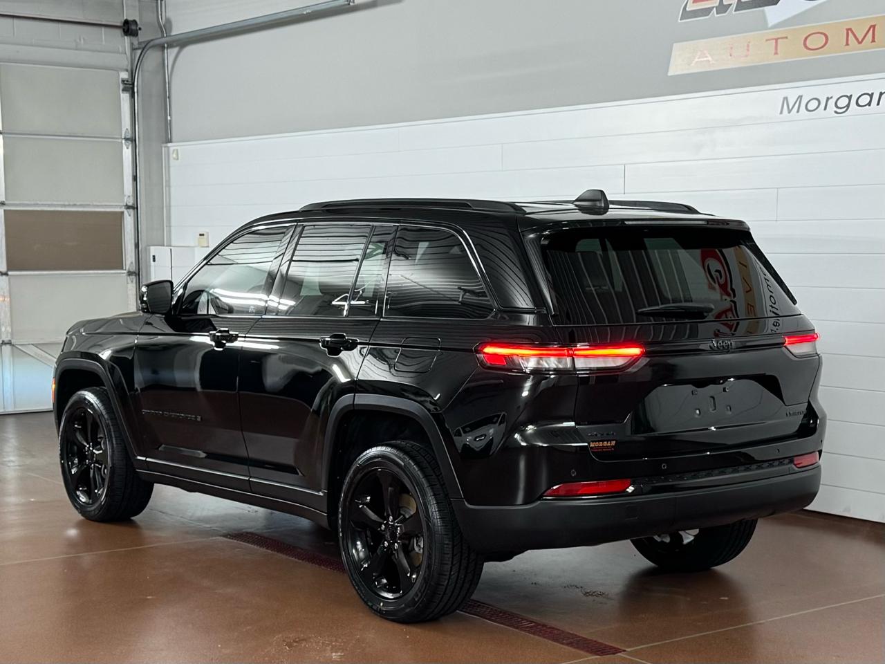 Jeep Grand Cherokee Limited 4x4 2023