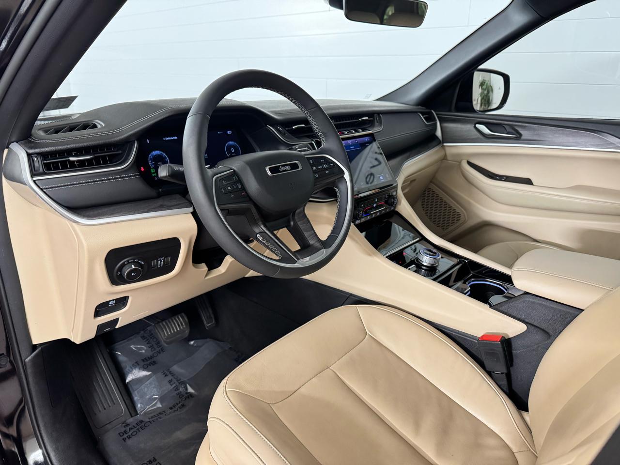 Jeep Grand Cherokee Limited 4x4 2023