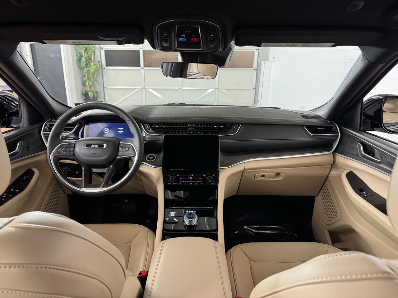 Jeep Grand Cherokee Limited 4x4 2023