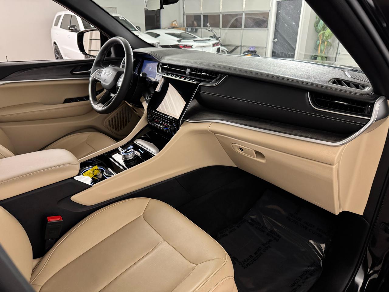 Jeep Grand Cherokee Limited 4x4 2023