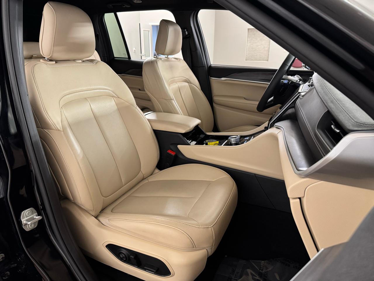 Jeep Grand Cherokee Limited 4x4 2023