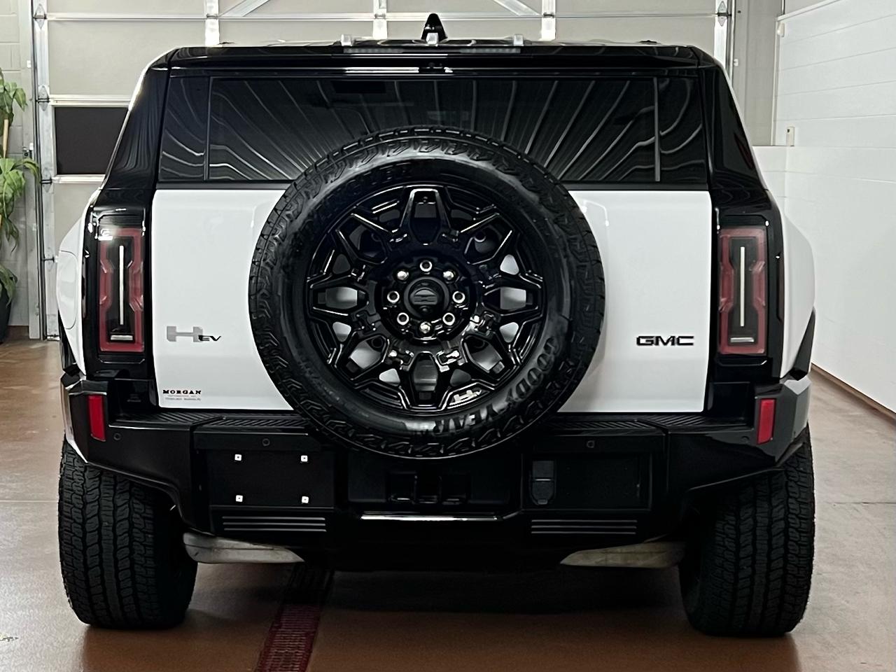 GMC HUMMER EV SUV  2025