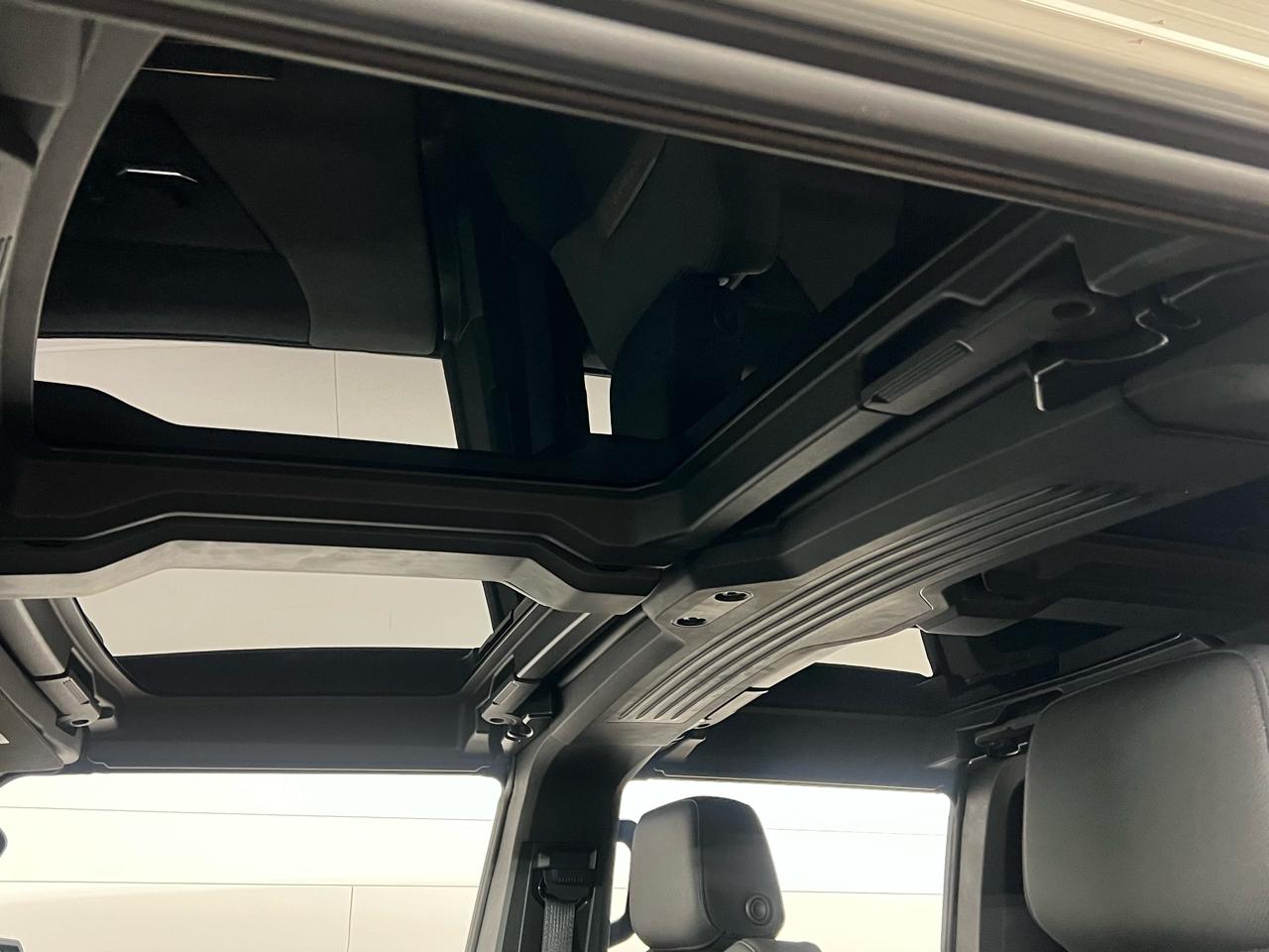 GMC HUMMER EV SUV  2025