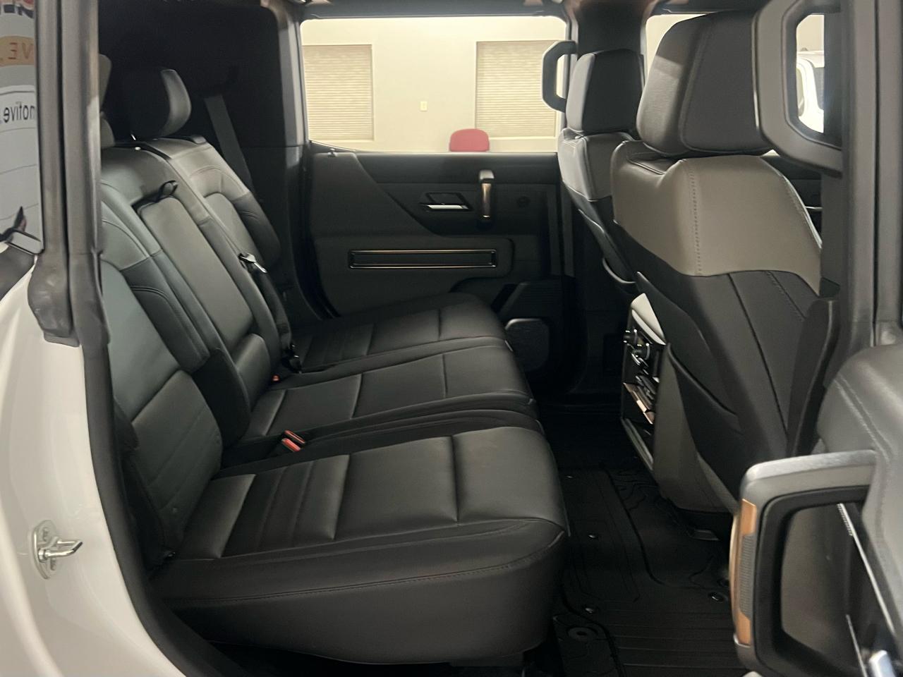 GMC HUMMER EV SUV  2025