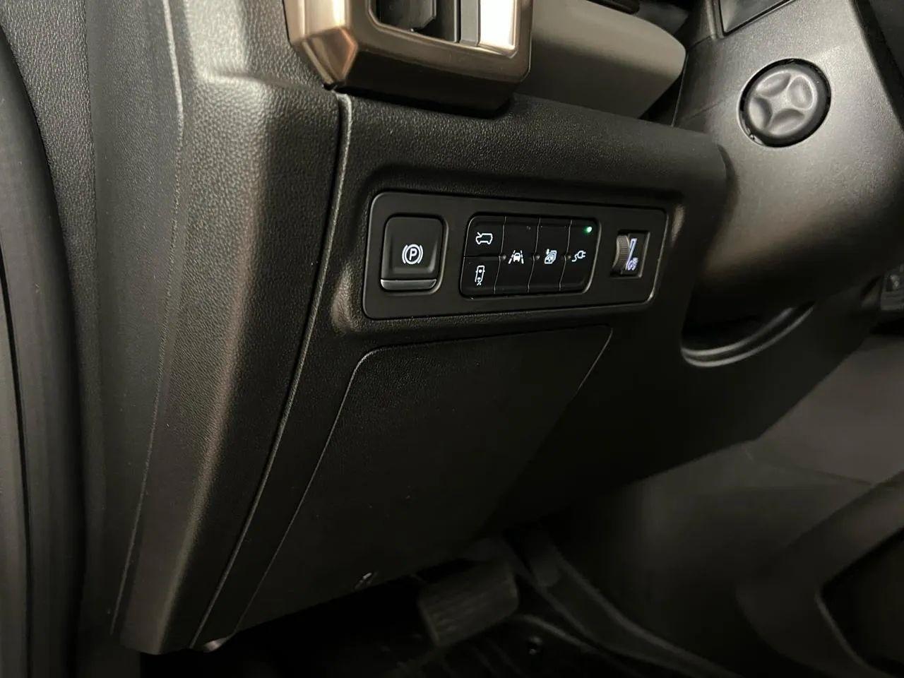 GMC HUMMER EV SUV  2025