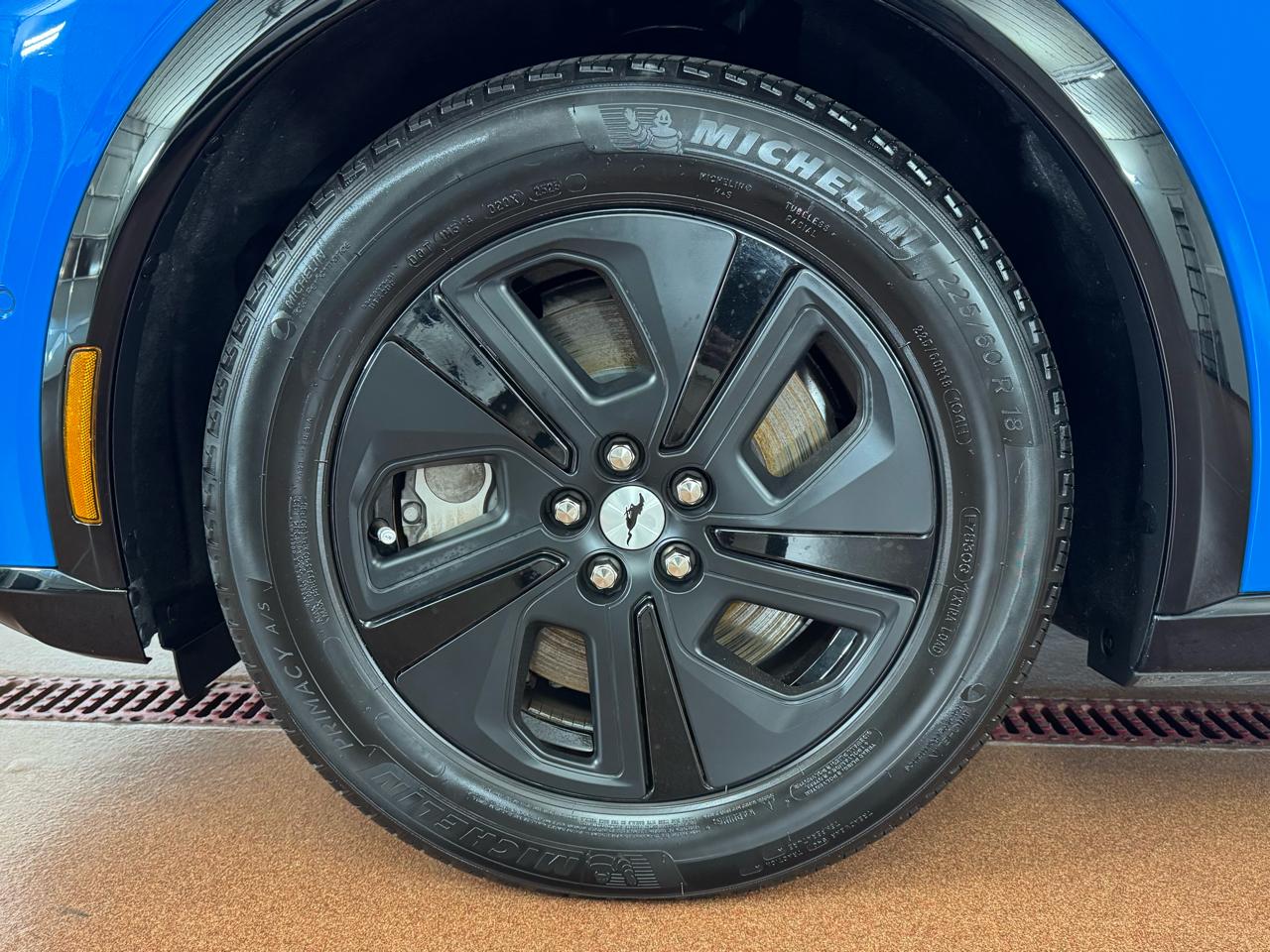 Ford Mustang Mach-E  2023