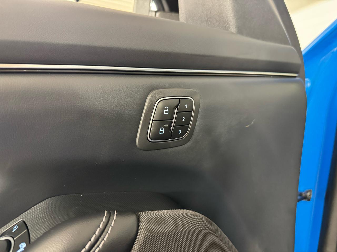 Ford Mustang Mach-E  2023