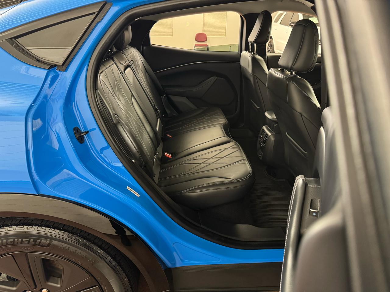 Ford Mustang Mach-E  2023