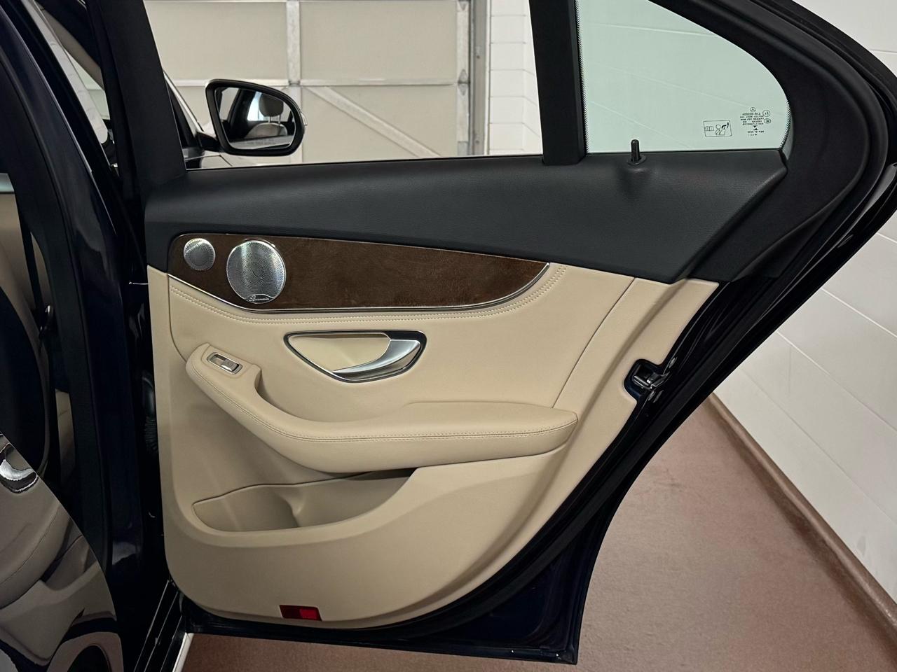 Mercedes-Benz C-Class  2016