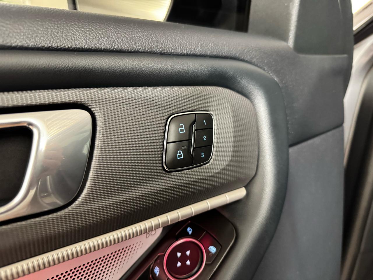 Ford Explorer ST 4WD 2025