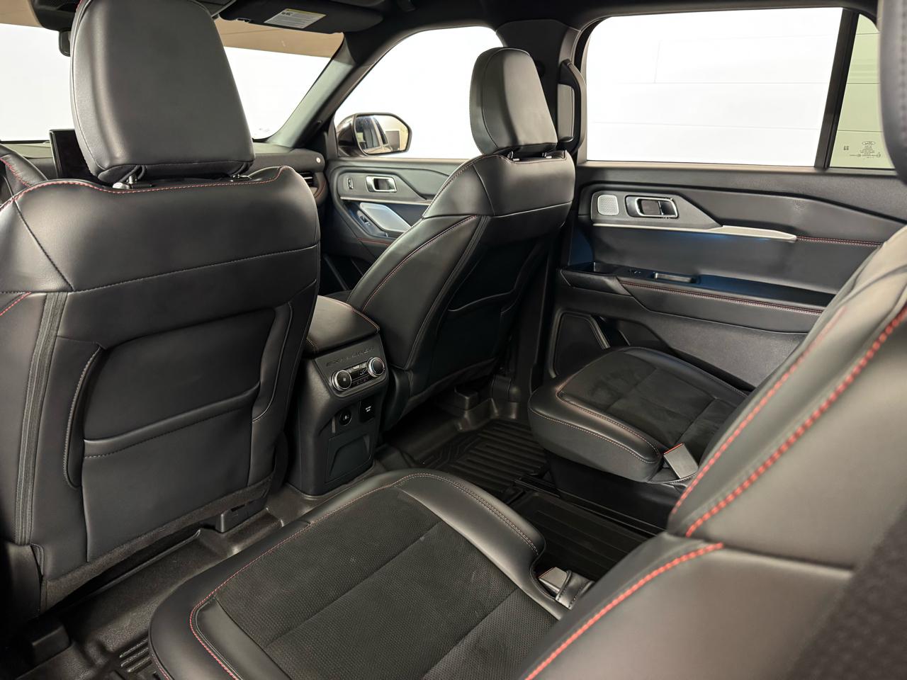 Ford Explorer ST 4WD 2025