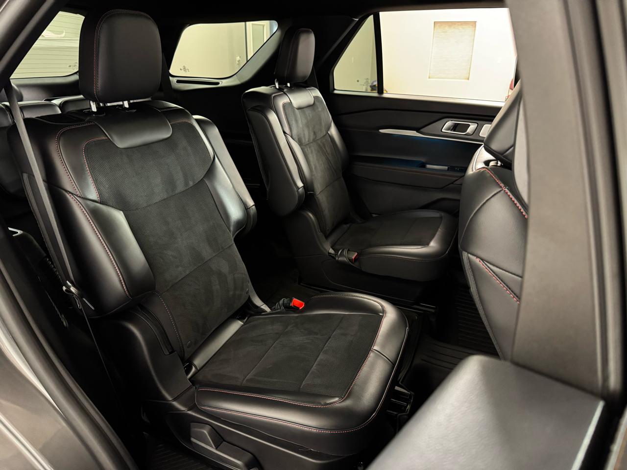 Ford Explorer ST 4WD 2025