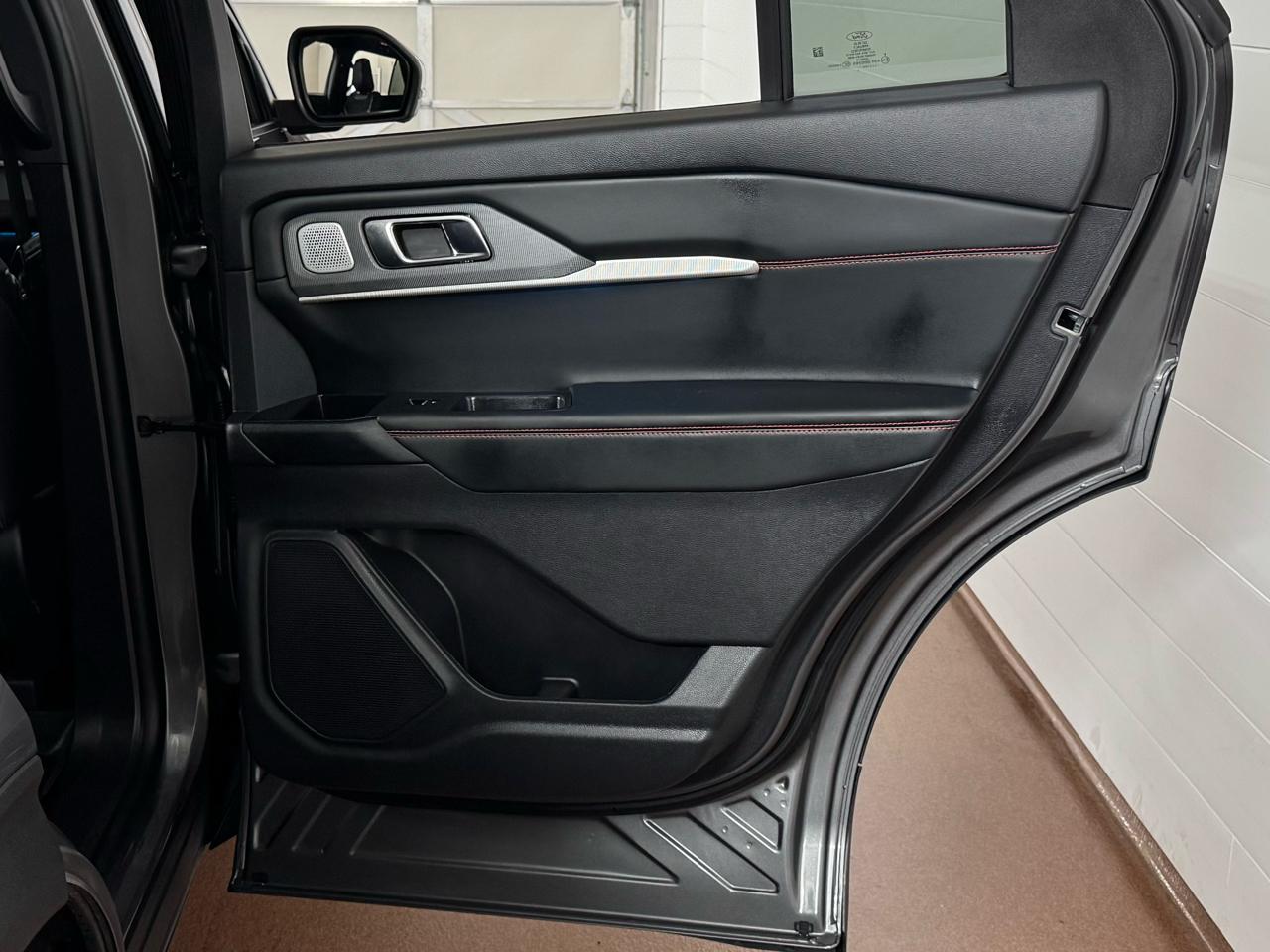 Ford Explorer ST 4WD 2025