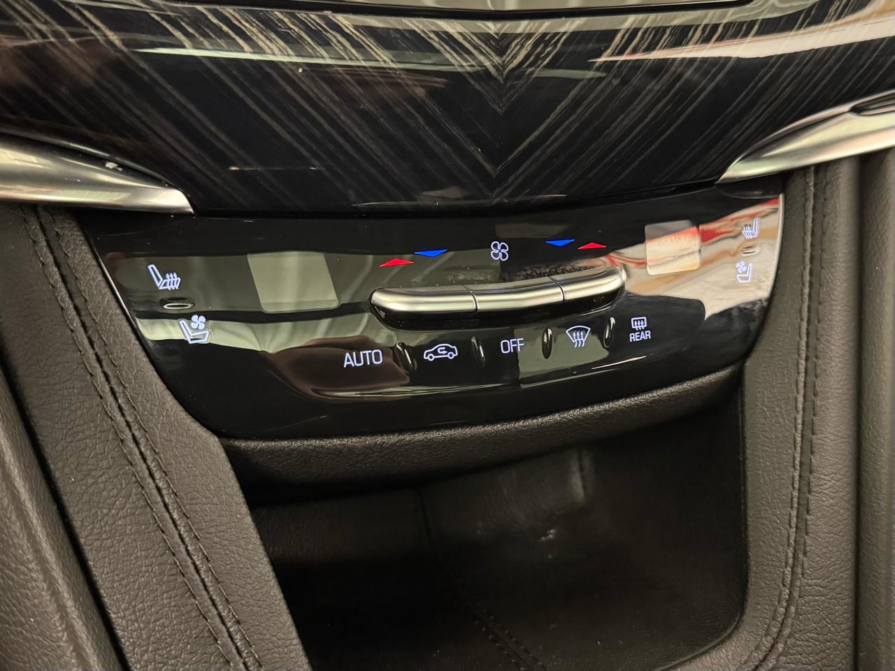 Cadillac XT6 Premium Luxury AWD 2023