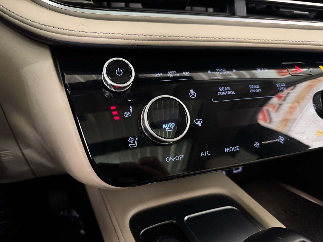 Infiniti QX60 LUXE AWD 2023