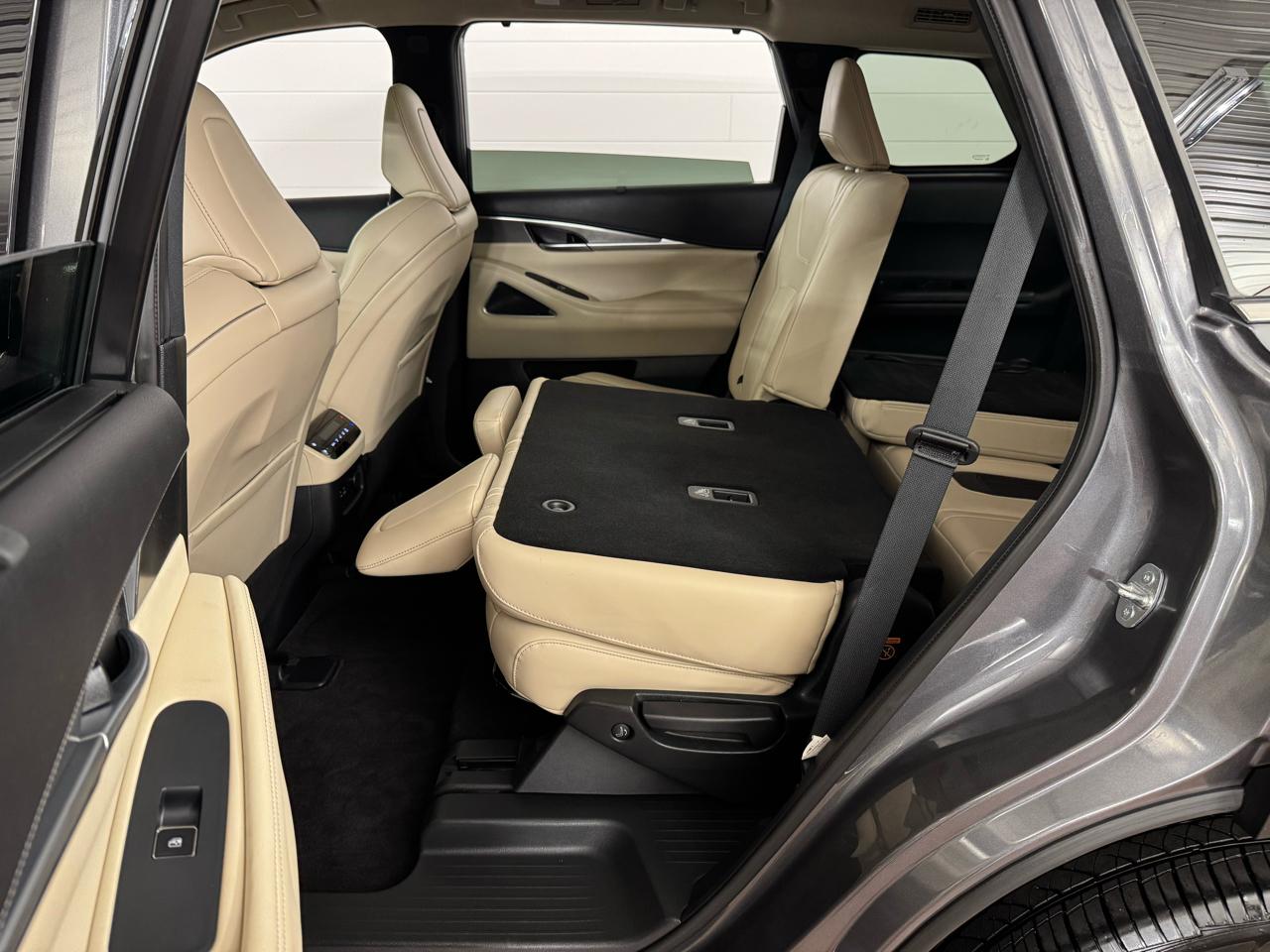 Infiniti QX60 LUXE AWD 2023