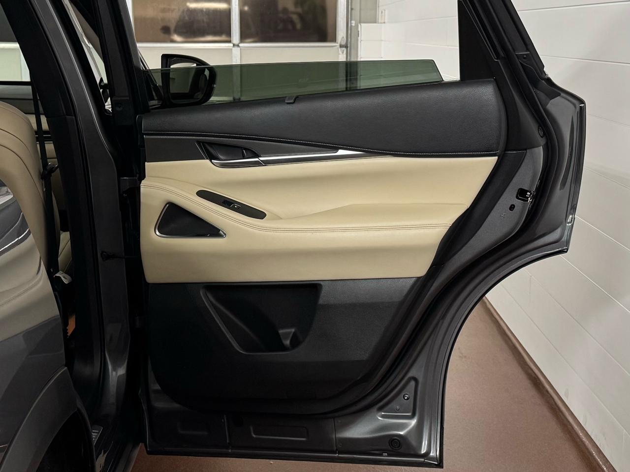 Infiniti QX60 LUXE AWD 2023