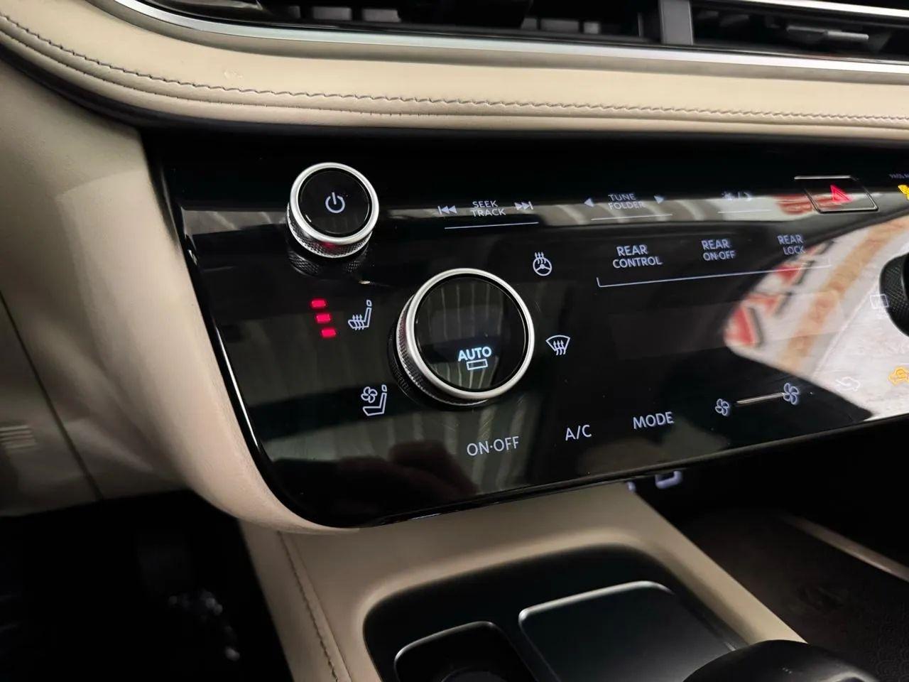 Infiniti QX60 LUXE AWD 2023
