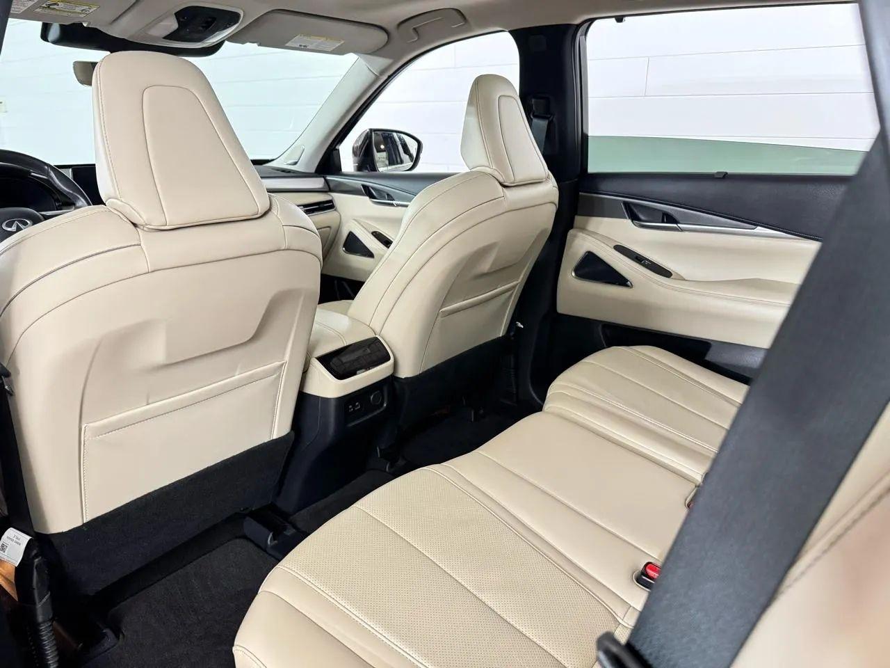 Infiniti QX60 LUXE AWD 2023