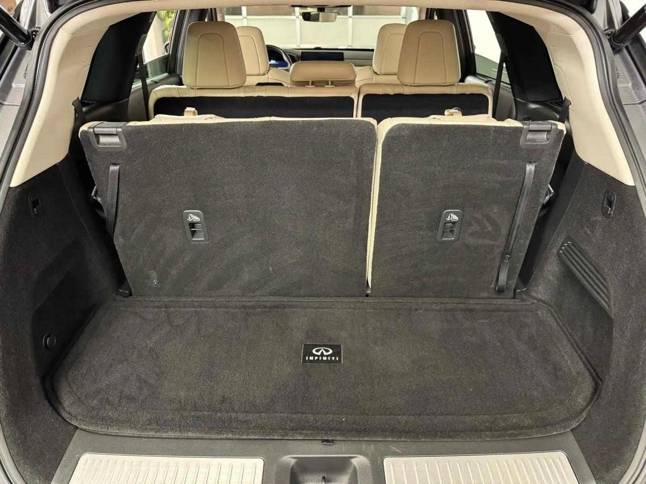 Infiniti QX60 LUXE AWD 2023