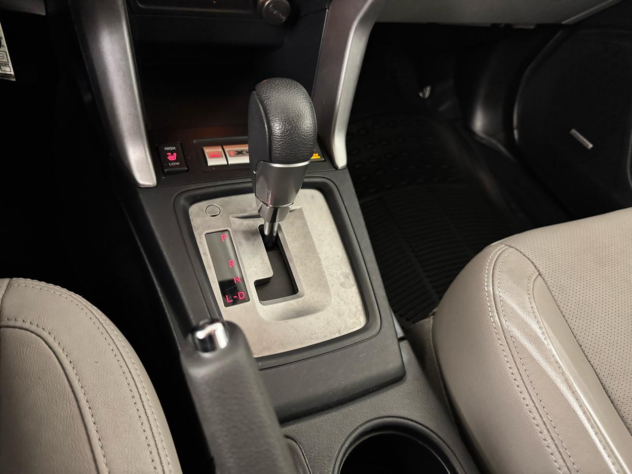 Subaru Forester 2.5i Limited CVT 2018