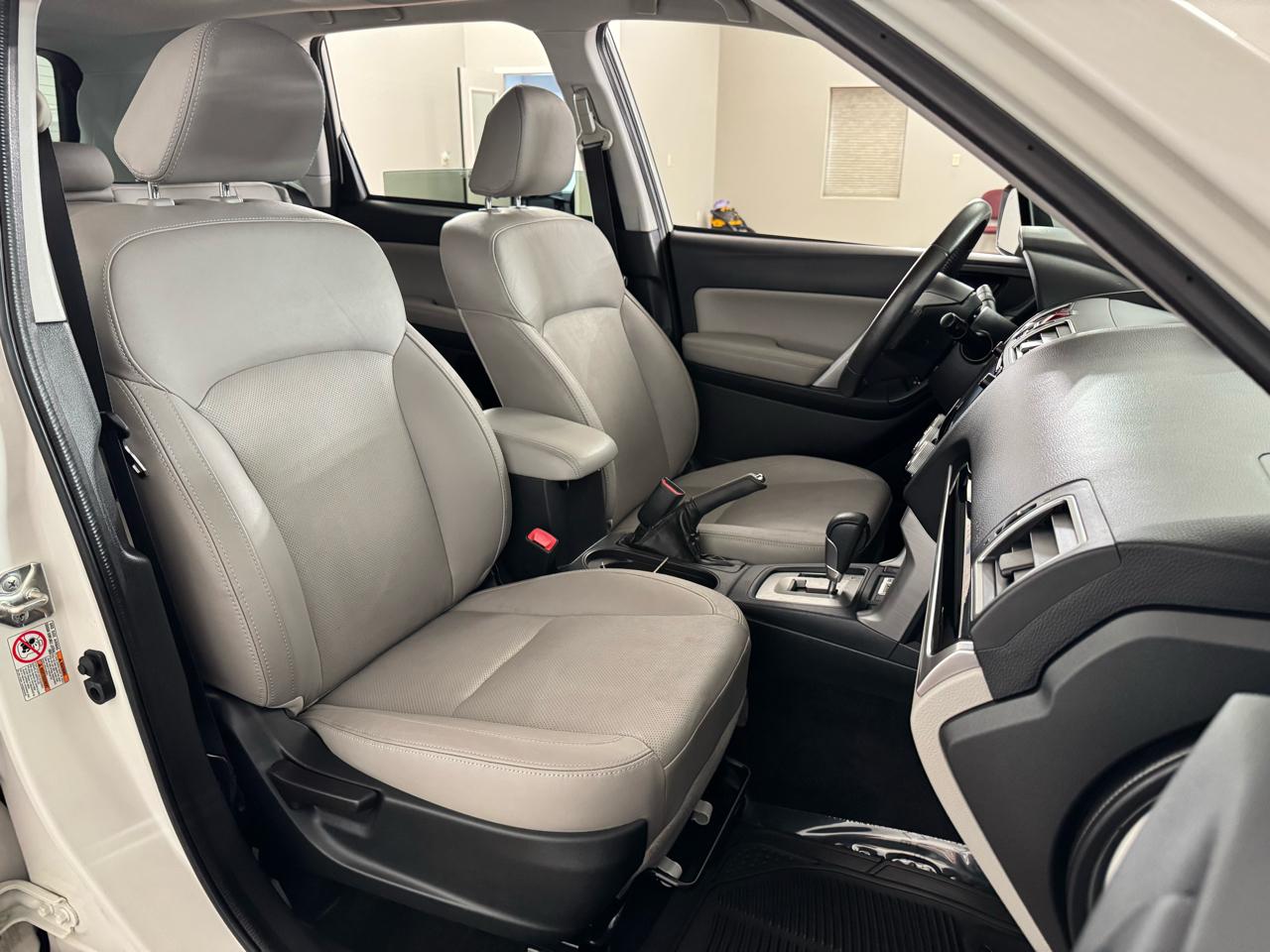 Subaru Forester 2.5i Limited CVT 2018