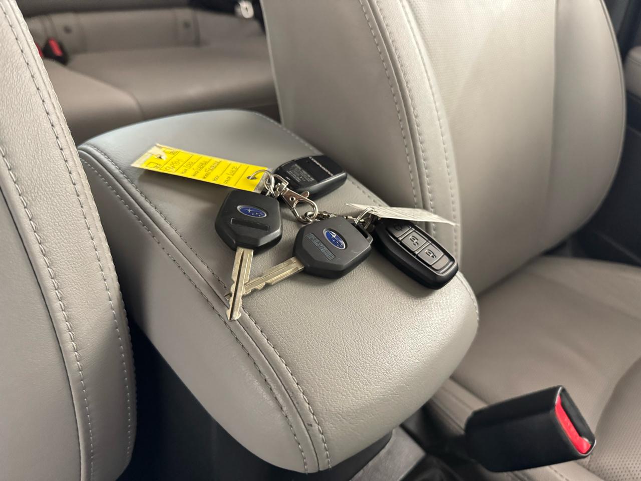 Subaru Forester 2.5i Limited CVT 2018