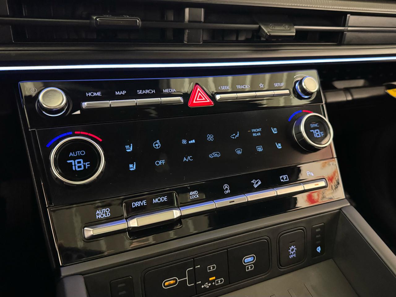 Hyundai Santa Fe Calligraphy AWD 2025