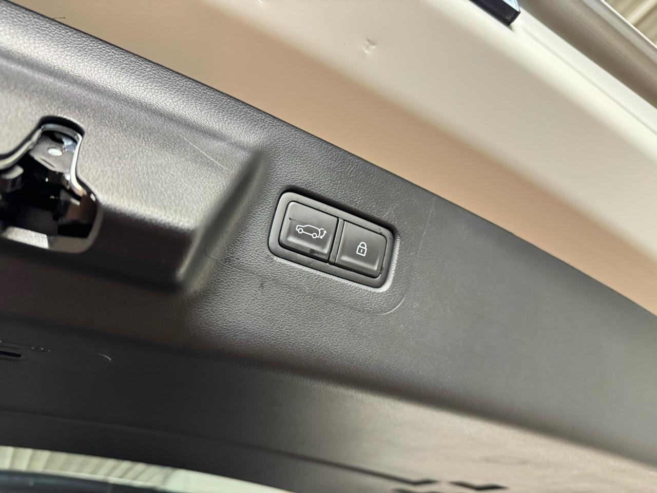 Hyundai Santa Fe Calligraphy AWD 2025