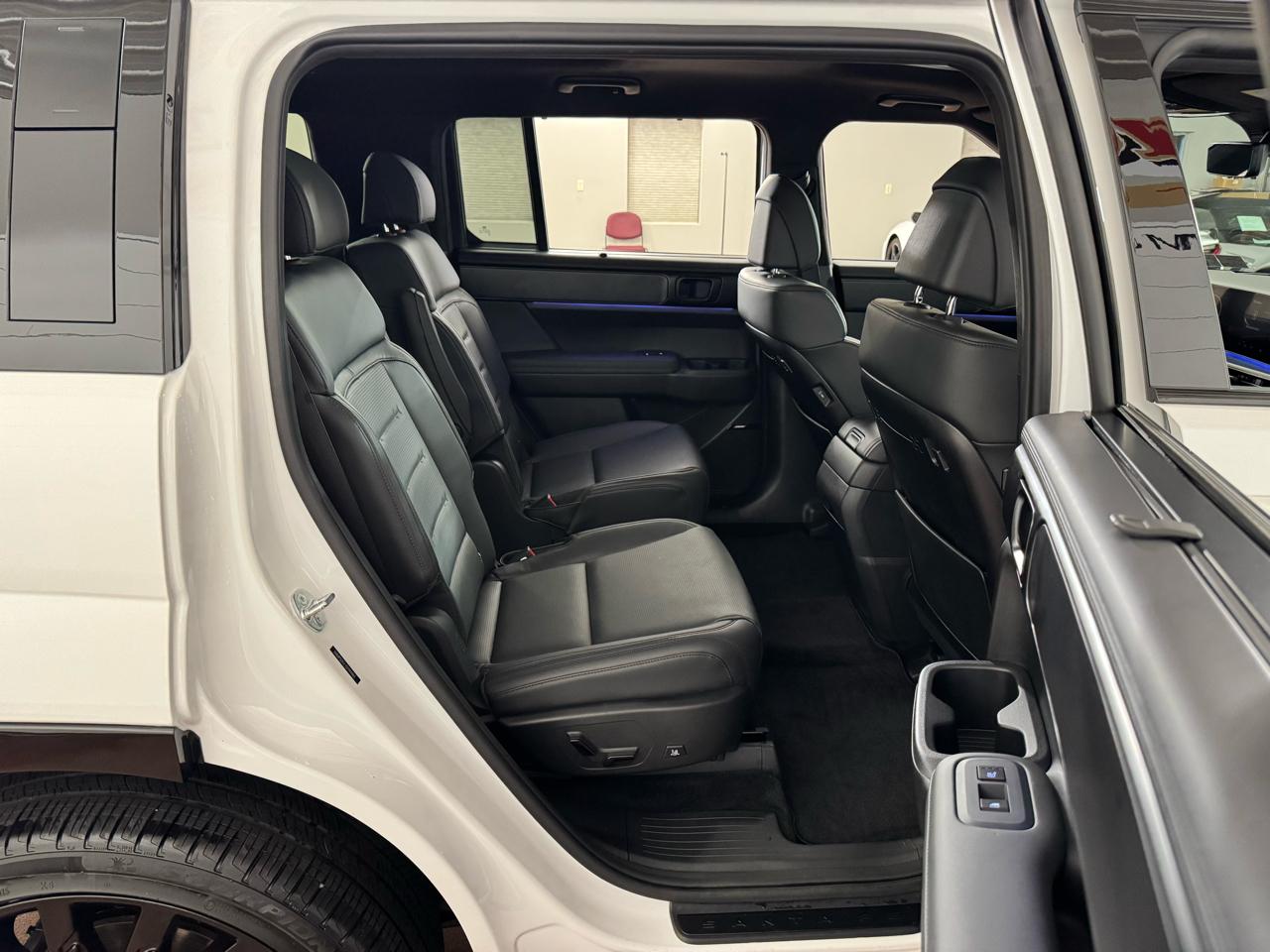 Hyundai Santa Fe Calligraphy AWD 2025