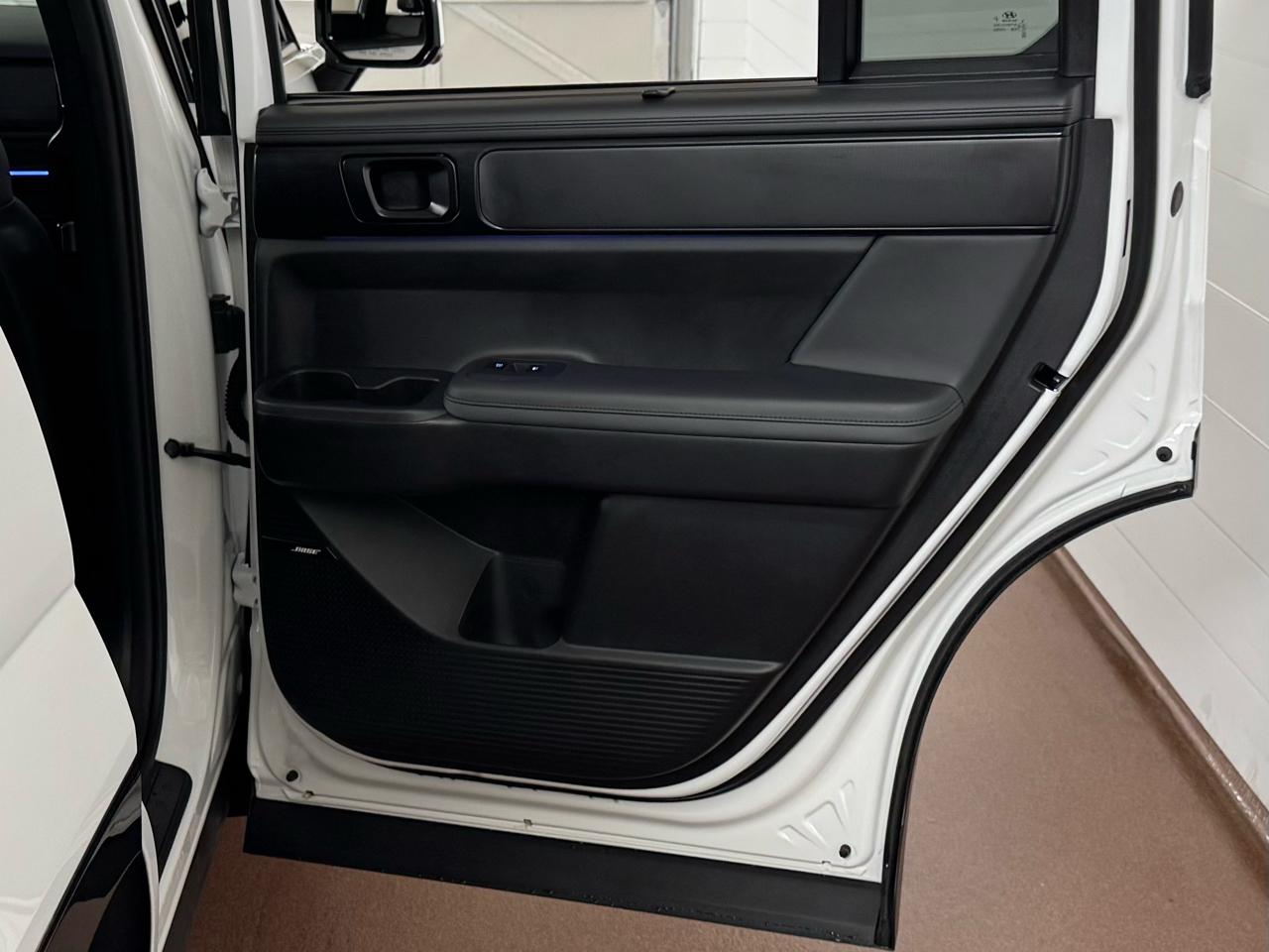 Hyundai Santa Fe Calligraphy AWD 2025