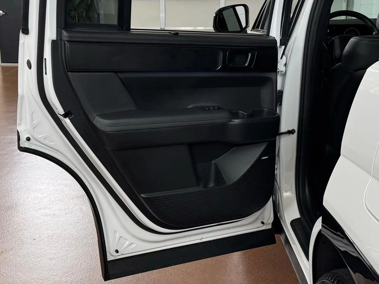 Hyundai Santa Fe Calligraphy AWD 2025