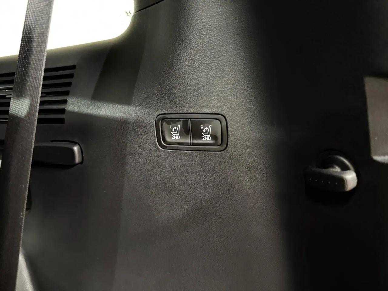 Hyundai Santa Fe Calligraphy AWD 2025