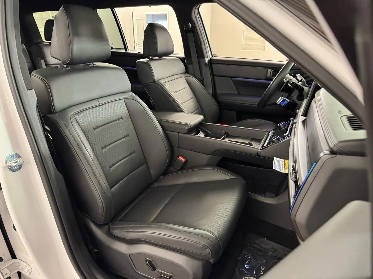 Hyundai Santa Fe Calligraphy AWD 2025