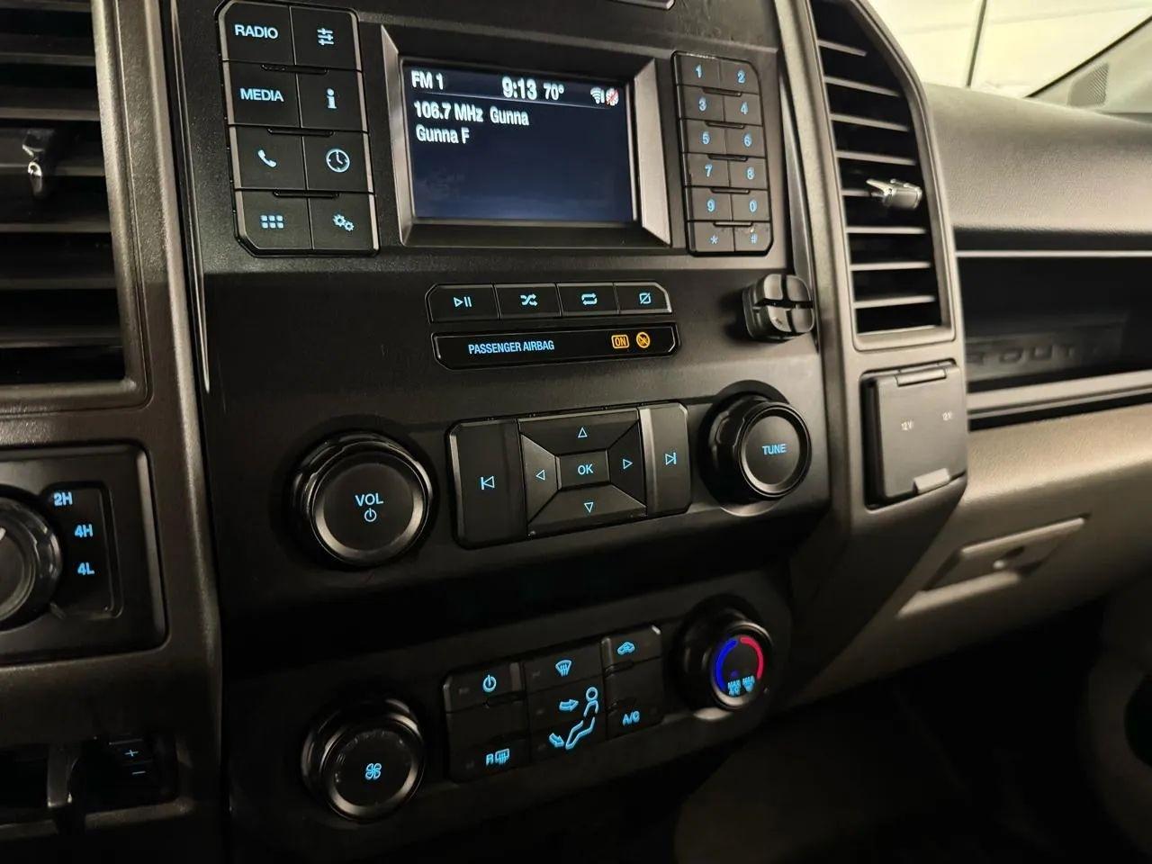 Ford F-350 SD  2022