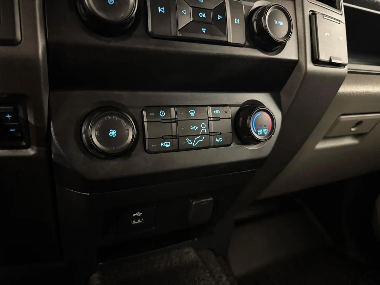 Ford F-350 SD  2022