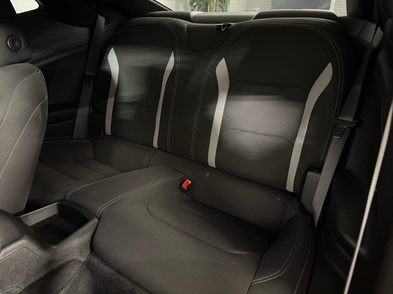 Chevrolet Camaro  2023