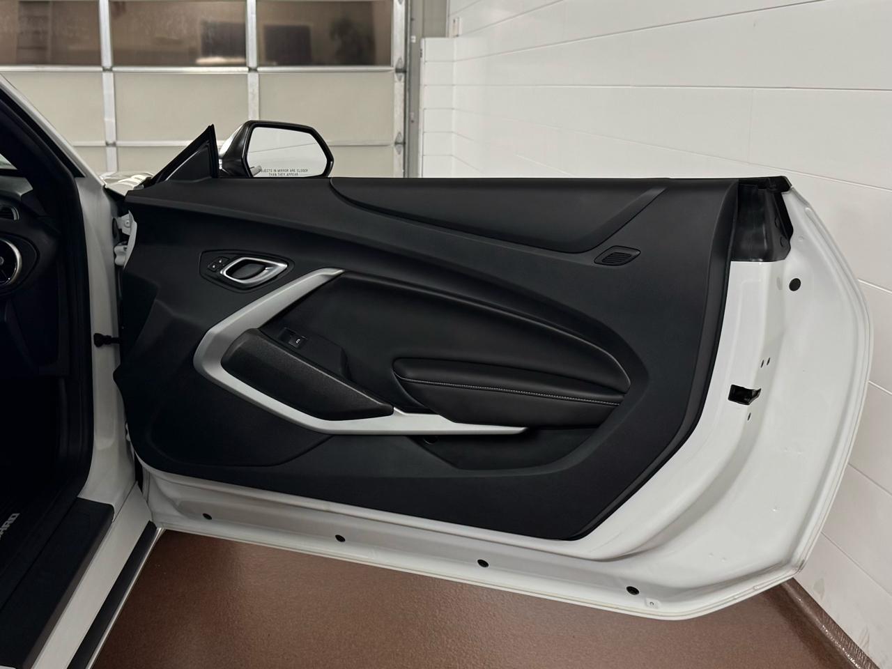 Chevrolet Camaro  2023